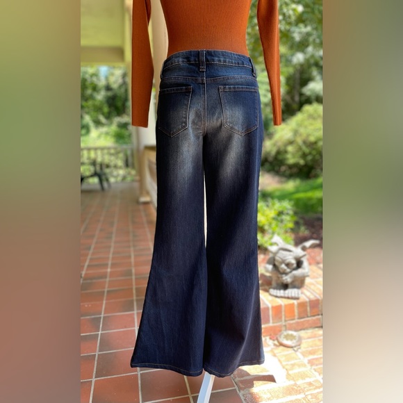 RARE Revolt VTG Flare/Bellbottom Jeans. Junior Size 9. Never worn. - Picture 5 of 15